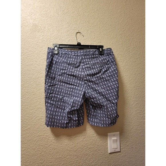 MARIO SERRANI navy blue gray white geometric shorts size 8 - Picture 3 of 3